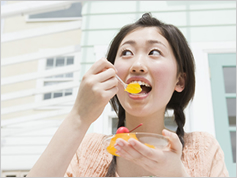 十代になっても野菜・果物を食べない好き嫌いの多い子供