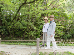 たくさん歩く人は長生きできるかも