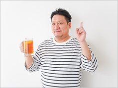 重度の飲酒は内臓周囲の脂肪を増加させる
